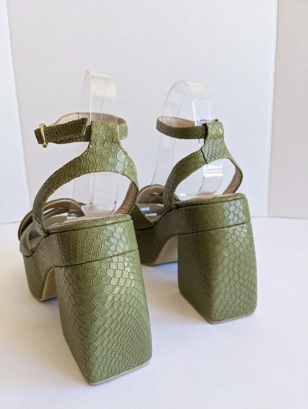 ALTA  Loretta Green Leather Platform Sandals 40